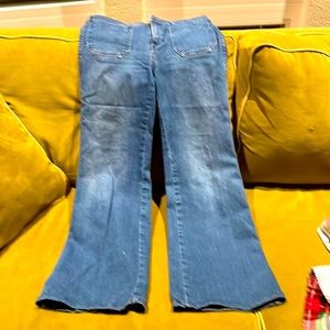 Gap 1969 blue jeans; size 28short;